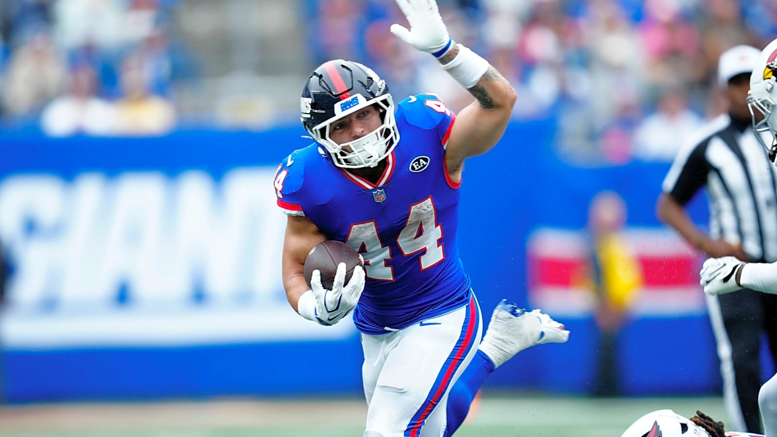 Cam Skattebo gets demotion from Giants