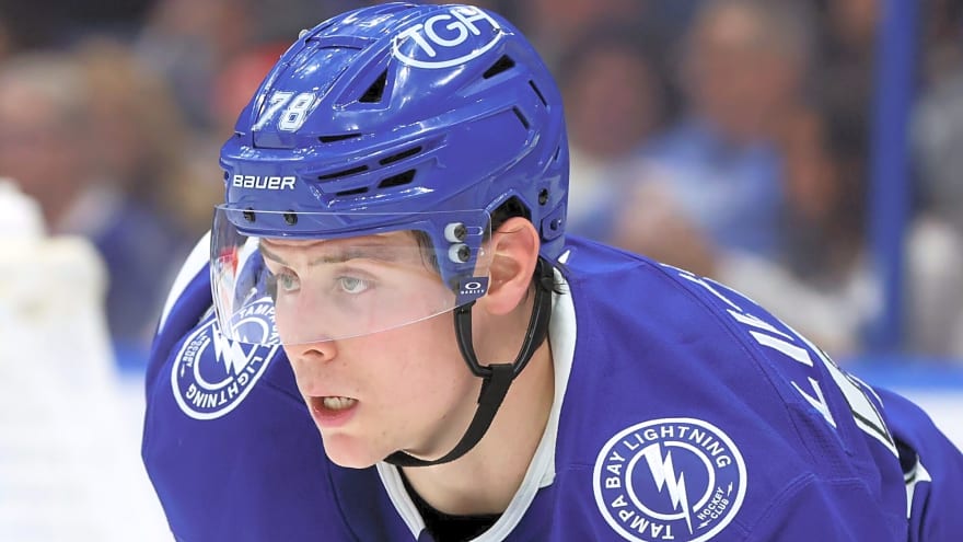 Lightning’s Emil Lilleberg to miss time following injury from fight