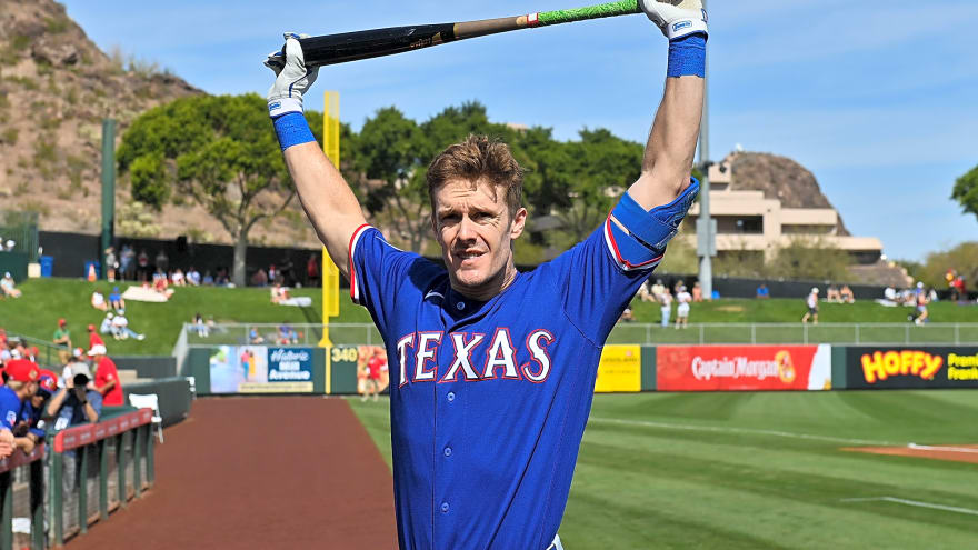 Mark Canha Requests Release From Rangers Deal