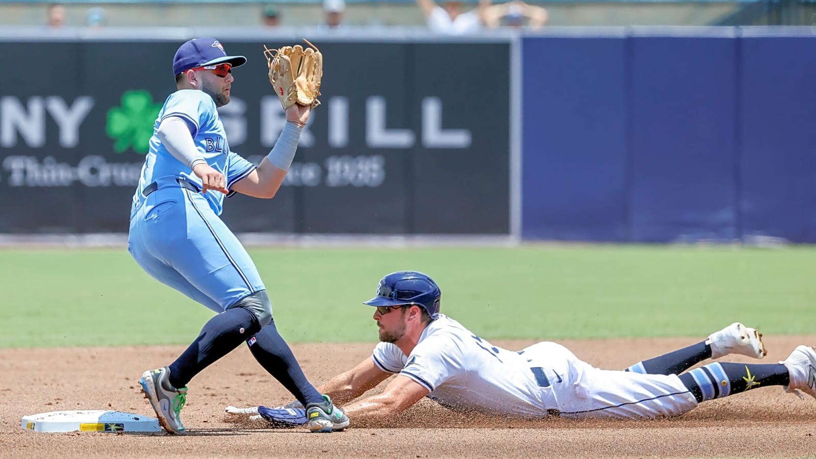 Bo Bichette’s fielding continues to be a thorn in the Blue Jays’ side