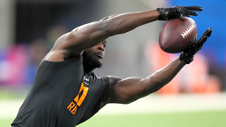 Cincinnati Bengals make a shocking pick to kick off the latest 3-round 2026 NFL mock draft, also add some impact defenders 