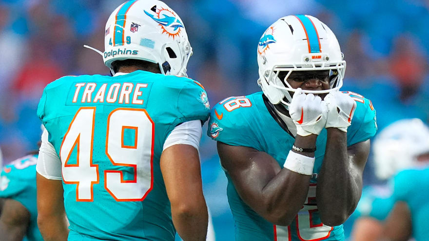 Should the Dolphins Limit Chris Bell’s Snaps Early in the Season?