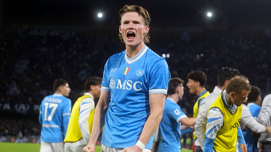 14-G/A star not ruling out Premier League move as Man Utd step up interest