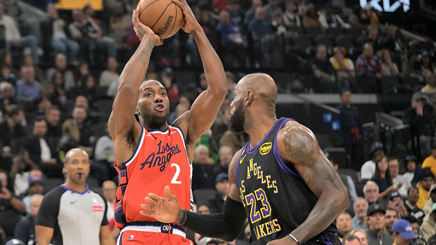 Clippers dominate Lakers behind strong team balance