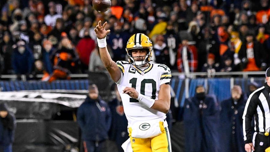 Jordan Love is A Top 10 QB With Bottom 10 PR