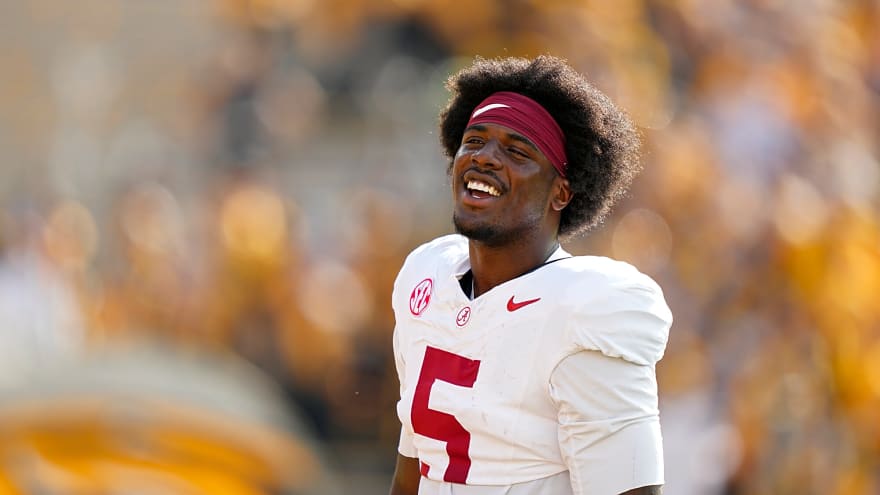 Alabama wide receiver says Tide fans booing kicker was ‘classless’