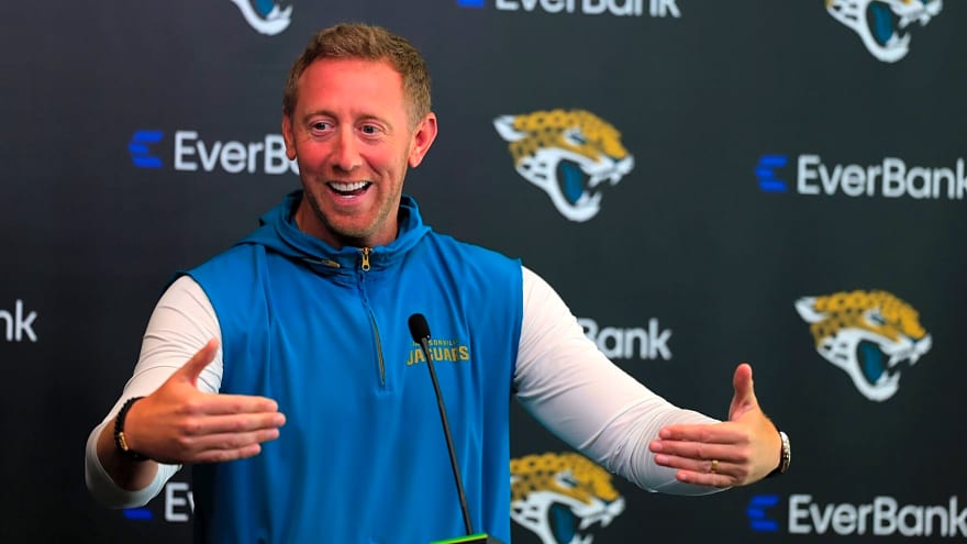 Way-too-early 2027 NFL mock draft has Jaguars doing something they probably should have done this year