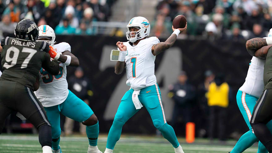 Anonymous Executive Criticizes Dolphins’ Handling of Quarterback Moves
