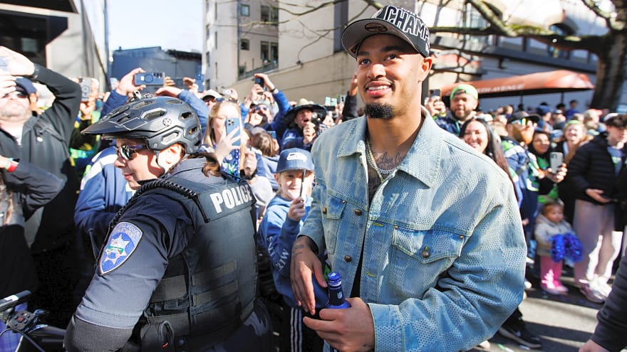 Jaxon Smith-Njigba Eyes Highest-Paid WR Deal After OPOY