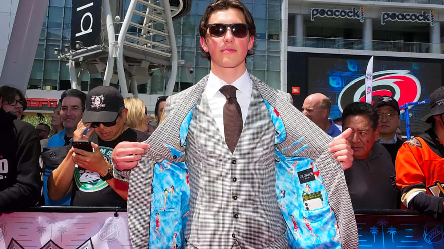 Utah Mammoth Sign Top Prospect to Entry-Level Contract