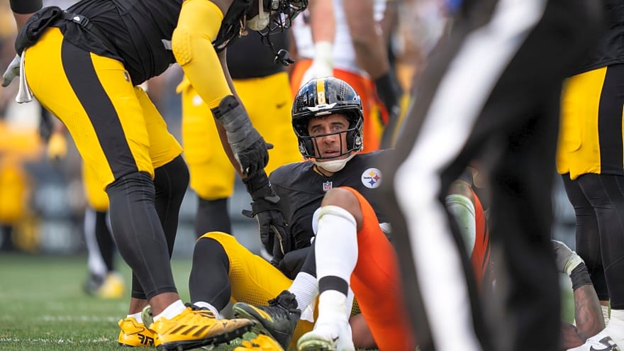 Mike Tomlin’s strength is stability, and that’s why he might sit Aaron Rodgers