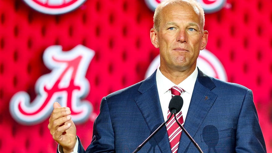 Which Alabama players were held out of second scrimmage of fall camp?