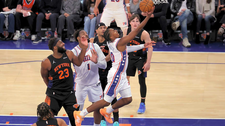 76ers Snap Exhausted Knicks’ Winning Streak