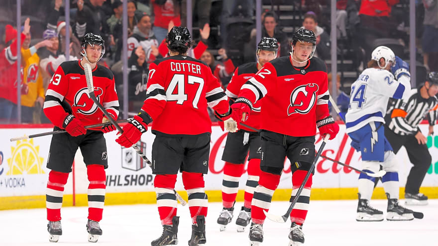 Offensive Explosion: Lightning Top Devils 8-4