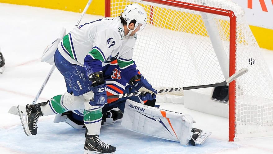 Are the Canucks really as bad as people think?