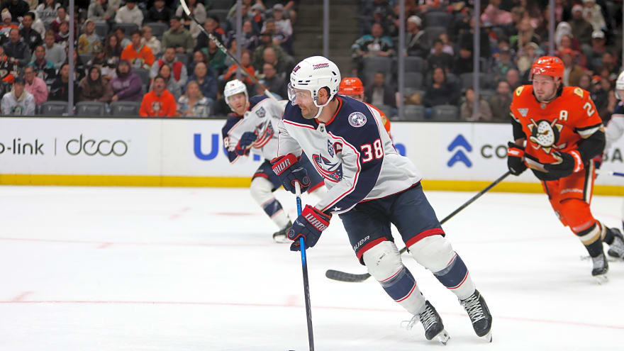 Which Forwards are Oilers Targeting on Teams Not Ready to Sell?