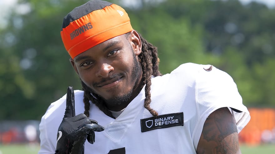 Texans Host CB Martin Emerson Jr.