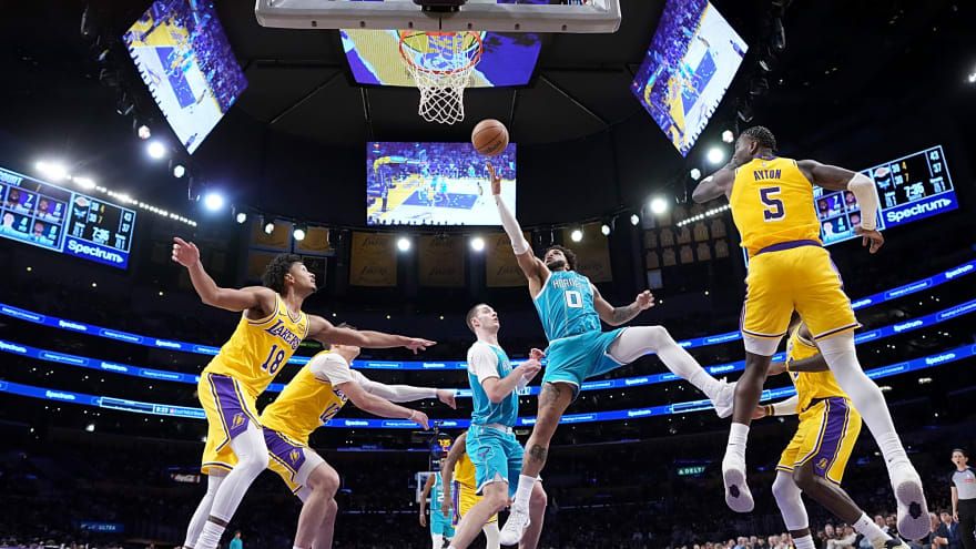 Lakers fall to Hornets as defensive struggles continue