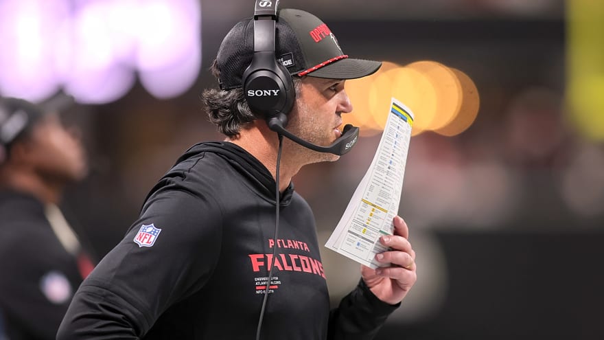 Buccaneers Enter New Offensive Era With High Expectations for Zac Robinson
