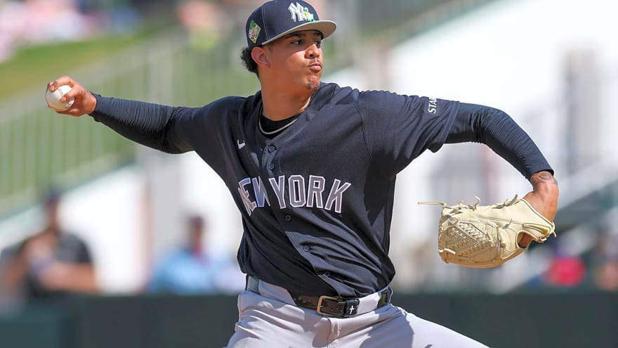 Yankees crush Twins 17-5 behind five homers and a perfect relief from Carlos Lagrange