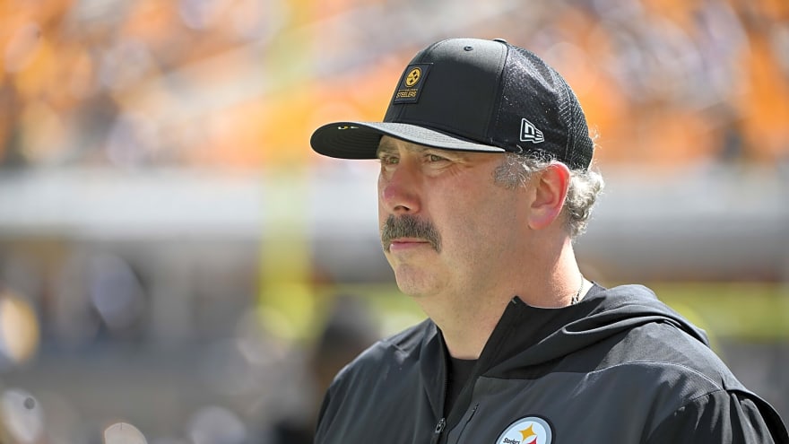 Steelers&#39; Arthur Smith Deserves As Much Blame As Aaron Rodgers For Bad Mistake Against Bengals
