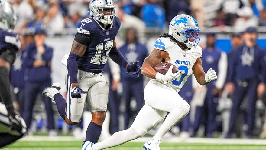 Jahmyr Gibbs hits Daron Bland with the nastiest ankle-breaker of the season