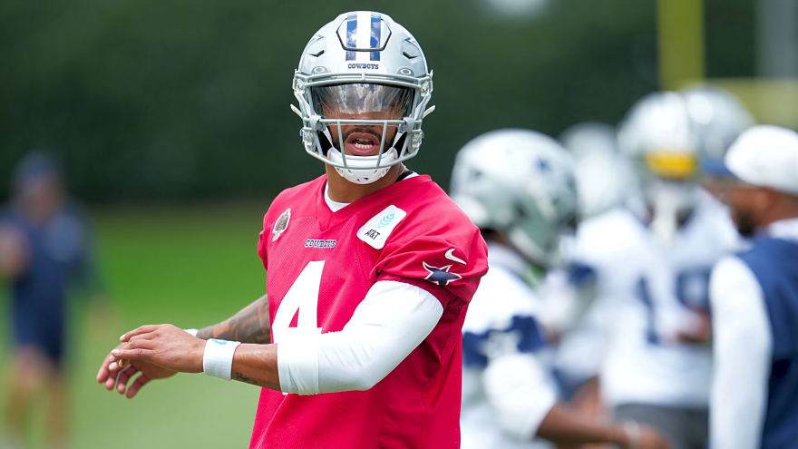 Dak Prescott puts pressure on Cowboys star ahead of make-or-break season