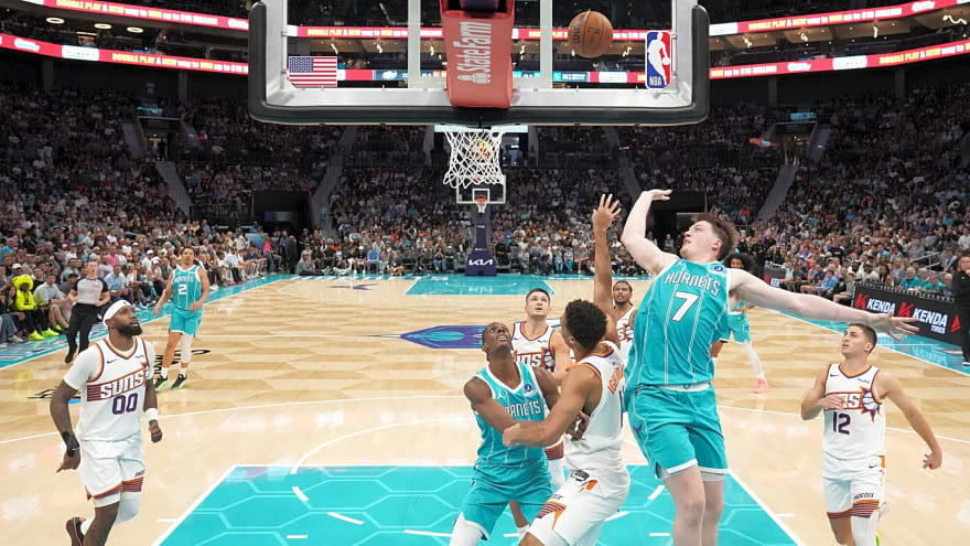 Kon Knueppel sets new Hornets single-season 3-point record