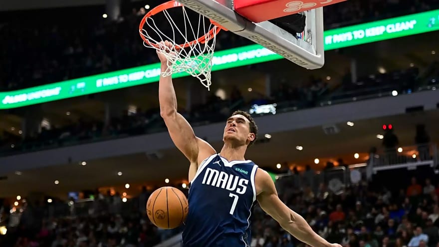 Dwight Powell Winds Back the Clock in Mavericks Defeat