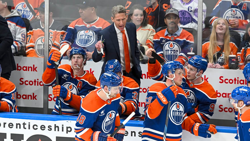 Bowman: Knoblauch ‘earned’ his three-year extension, but now Oilers need a new voice