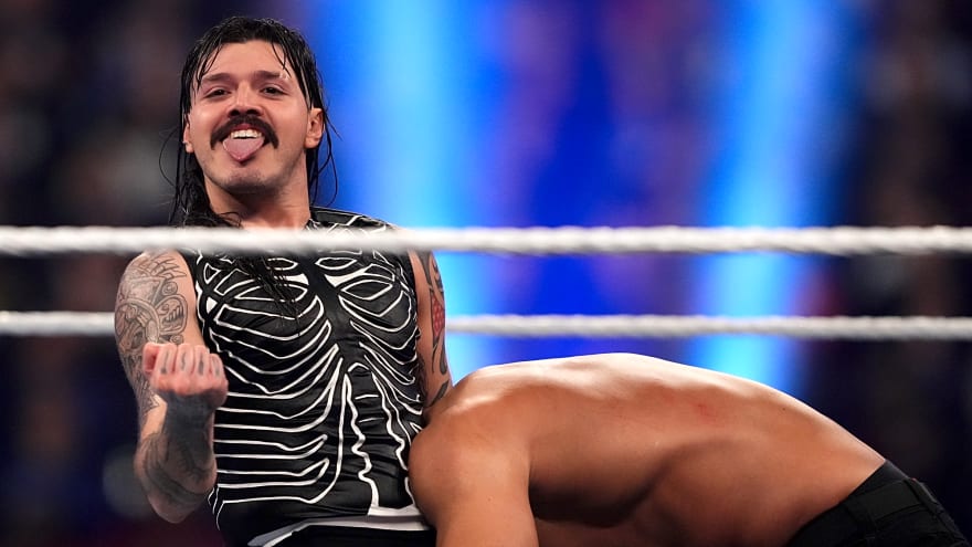 Dominik Mysterio’s IC Championship Reign Ends in Emotional WWE WrestleMania Moment