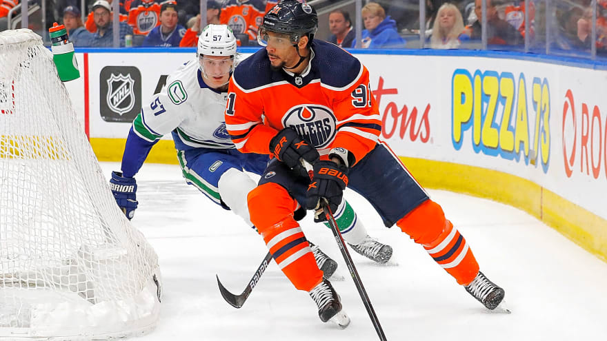 2025-26 Canucks Milestone Watch: Myers closing in on 1,100 games while Kane should reach 1,000