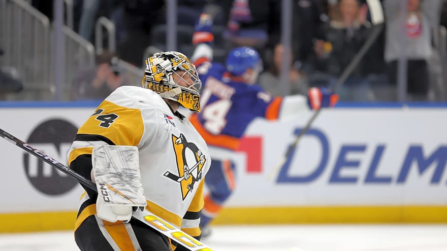 Is Stuart Skinner Getting the Last Laugh With the Penguins?