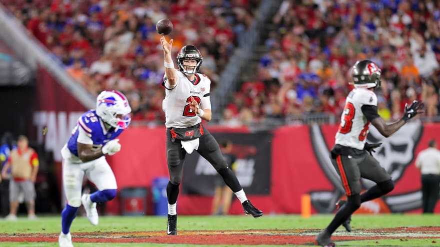 Saints To Work Out QBs Kyle Trask, Easton Stick