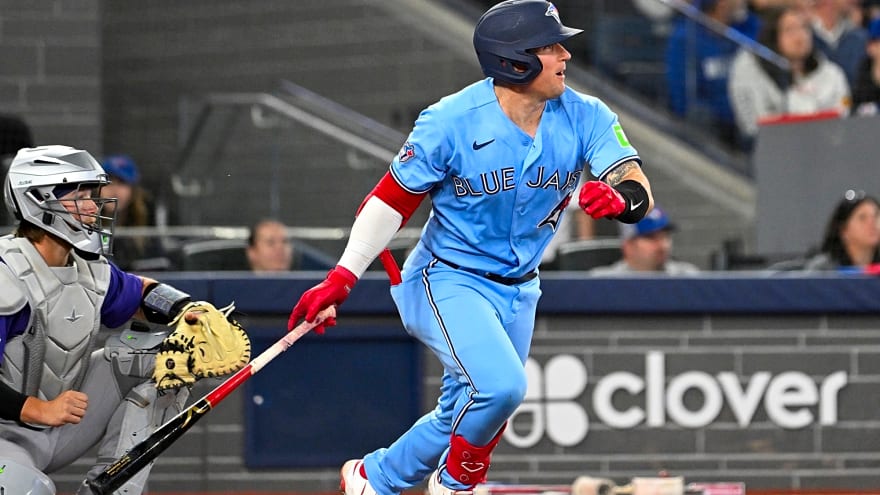 Blue Jays: Daulton Varsho and the pressure that comes with a contract year