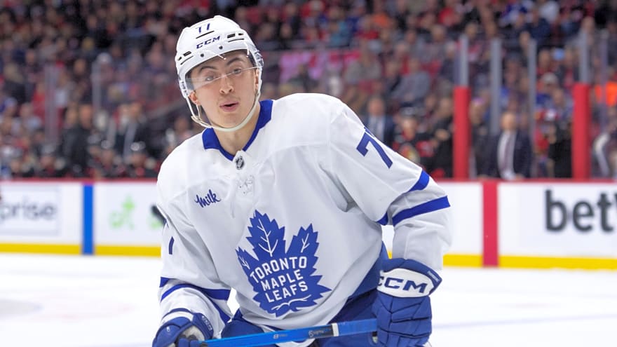 Ryan Tverberg reportedly signs 1-year, $850K extension with Maple Leafs