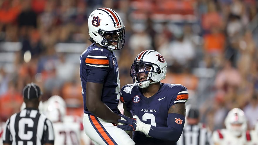 Auburn edge rushers earning trust to provide depth this fall
