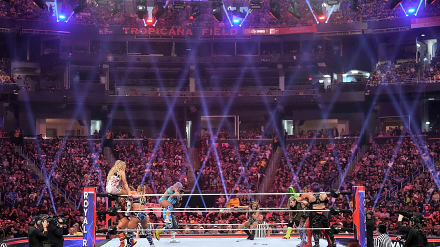 Former WWE Manager Could Resurface Ahead of &#39;Evolution 2025&#39;