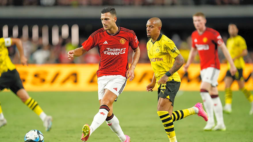 Howard Webb defends PGMOL after Diogo Dalot red card decision