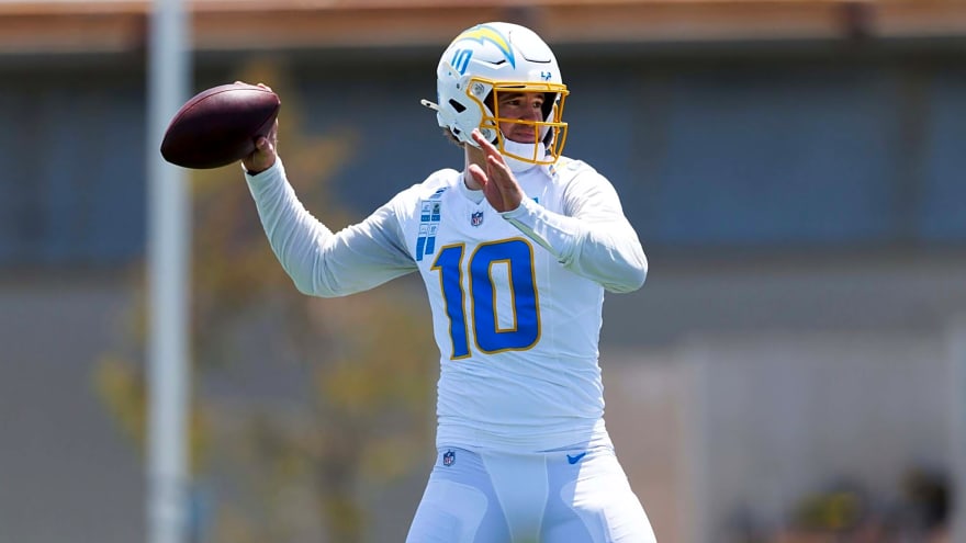 Justin Herbert’s OTA return gives Mike McDaniel’s Chargers install an early stress test