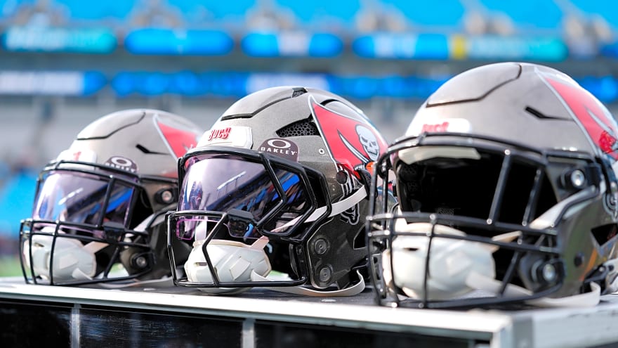 Bucs Favored To Win NFC South, But There’s A Catch