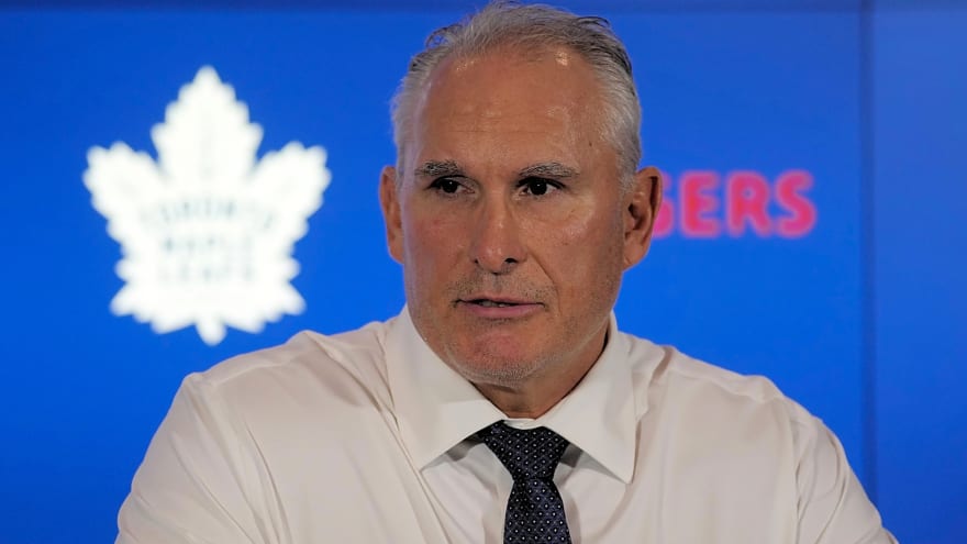 Craig Berube says Maple Leafs need to stick together and fight through adversity