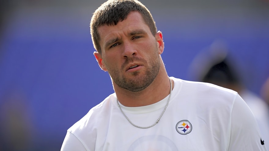 Steelers’ TJ Watt had the most heartwarming gesture on Christmas