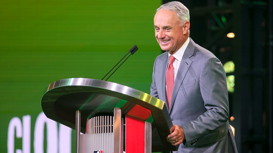 Manfred on Twins sale, media rights, potential for Bay Area expansion