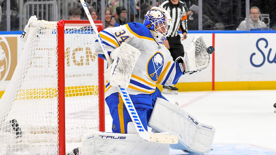 Sabres’ Alex Lyon Being Evaluated For Lower-Body Injury