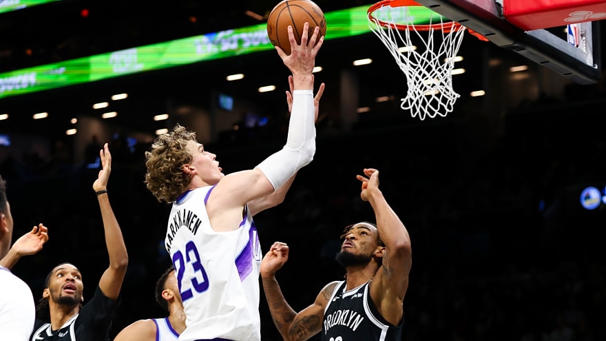 Jazz score 42 in the fourth to take down Nets, 123-110