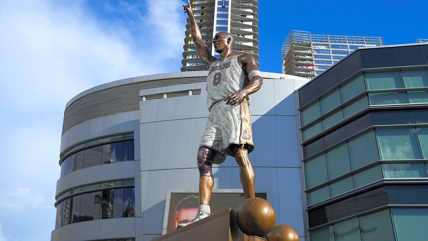 $30M NBA Memorabilia of Michael Jordan, Kobe Bryant and LeBron James Turns Heads at Oscars