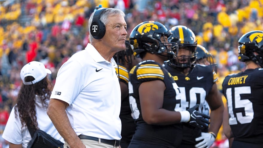 Iowa at Washington odds: Opening point spread revealed