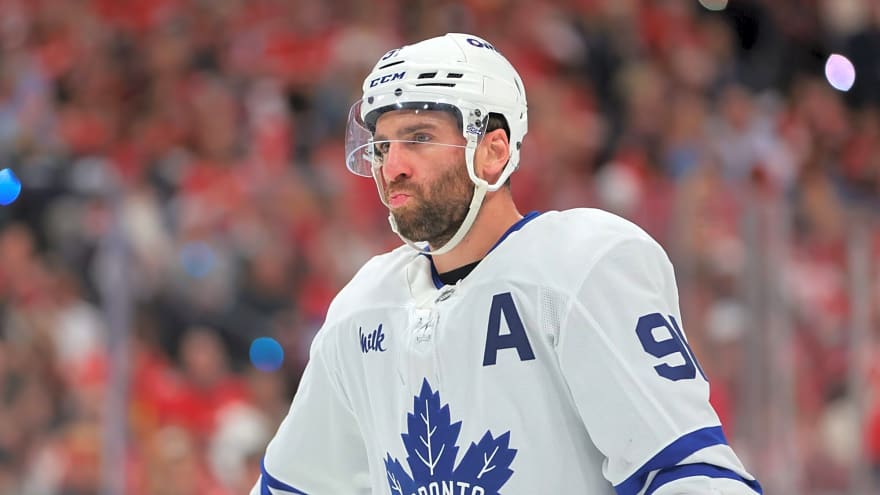 Leafs' John Tavares joins exclusive club with 500th goal