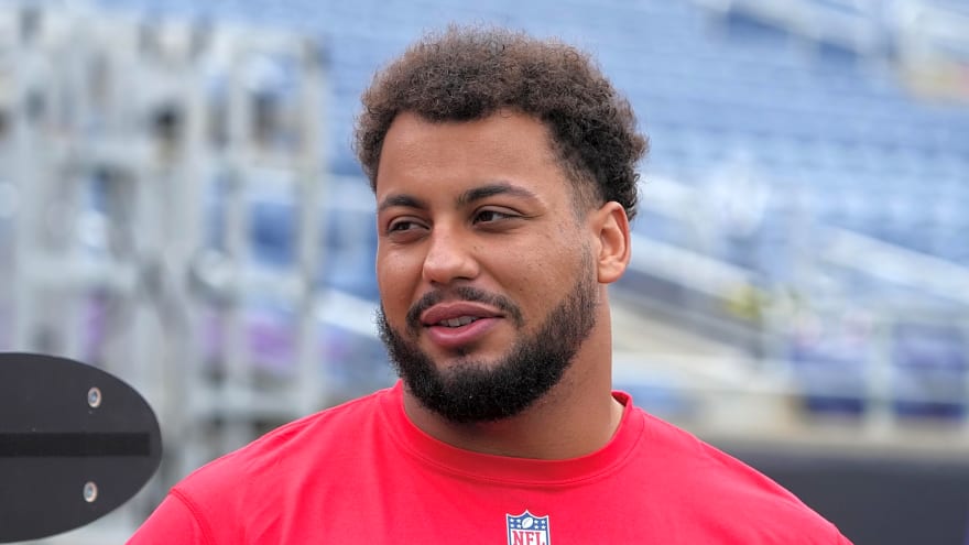 AFC Notes: Rashawn Slater Contract Details, Jamal Adams, George Karlaftis, Broncos, Chargers, Chiefs, Raiders